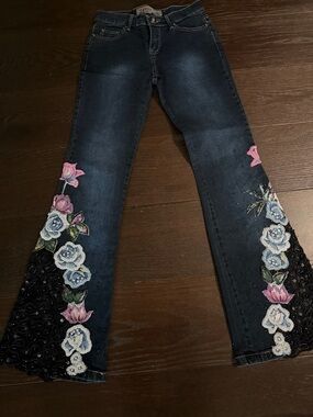 Embroidered Dark Blue Flare Jeans with Floral Appliqué, lace and beaded